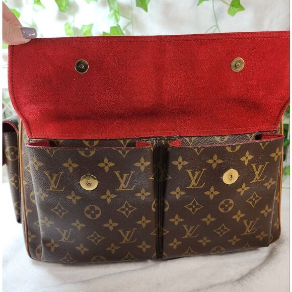 Authentic Louis Vuitton Monogram Multipli Cite Bag with Dust Bag - Picture 8 of 17